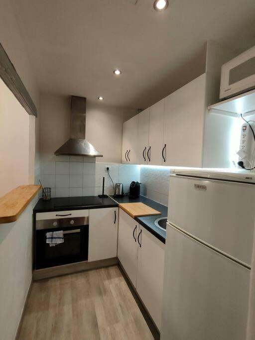 Appartement Au Coeur Du Village Sisteron Kültér fotó